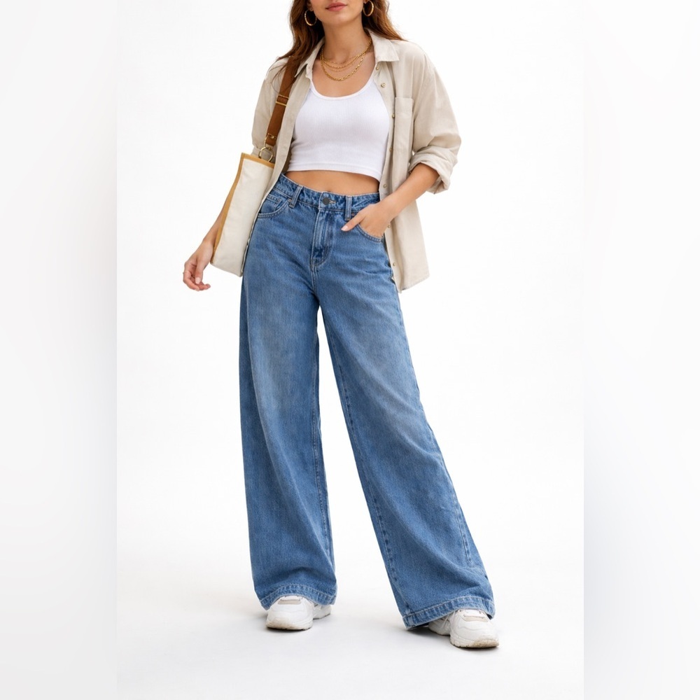NWOT Young Fabulous & Broke Wide Leg Soft Jeans